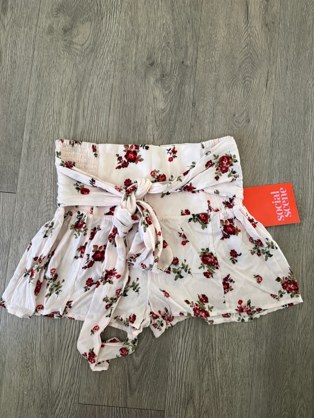 Women's light pink Floral Tie-Waist Beach Shorts-SZ XS NWT